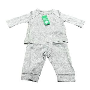 Baby GAP Two Piece Outfit, Gray, Shirt And Pants, 100% Organic, NEW